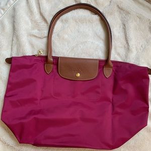 Dark pink Longchamp Le Pliage large tote
